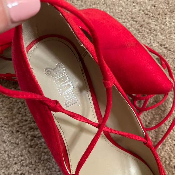 Red suede lace up heels - Picture 5 of 5